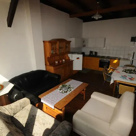Habitación en casa particular Messezimmer Laatzen *